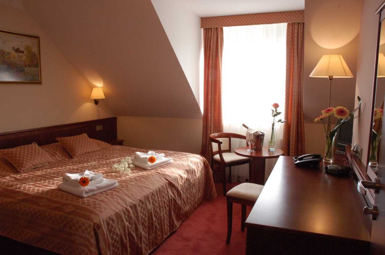 Hotel Komorní hůrka – hotel room